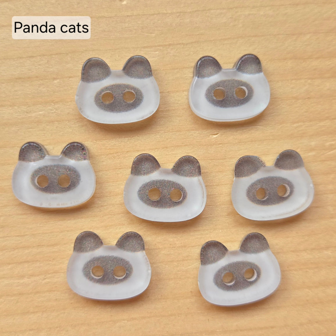 MINI CAT HEADS / Resin Buttons / Set of 8