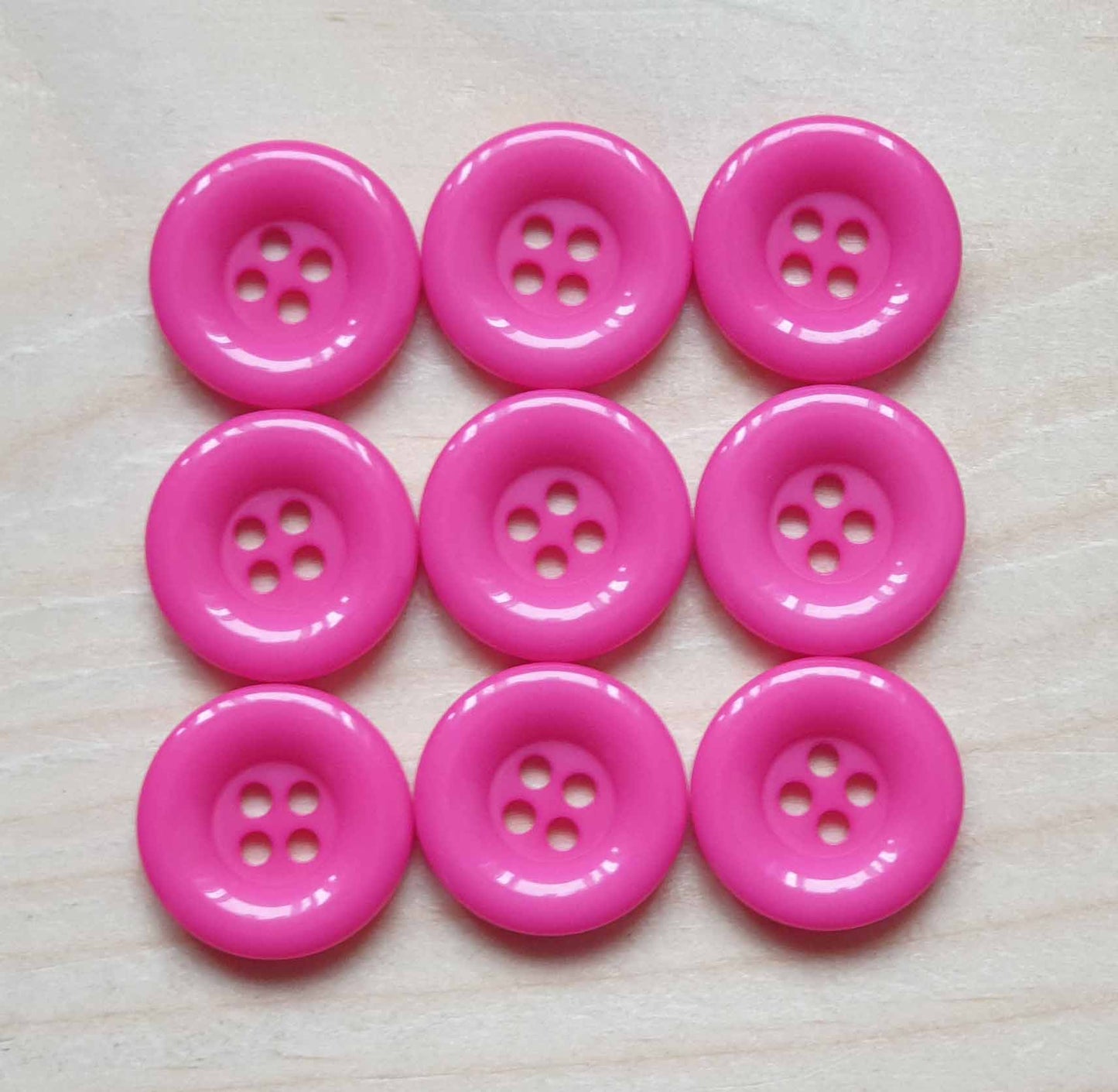 THICK EDGE RESIN FUSCIA PINK / 15mm / Set of 8 buttons / Resin Buttons / Sewing Buttons