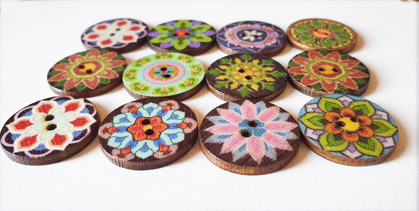 FLORA / 20-25mm / Wooden Buttons / Sewing Buttons