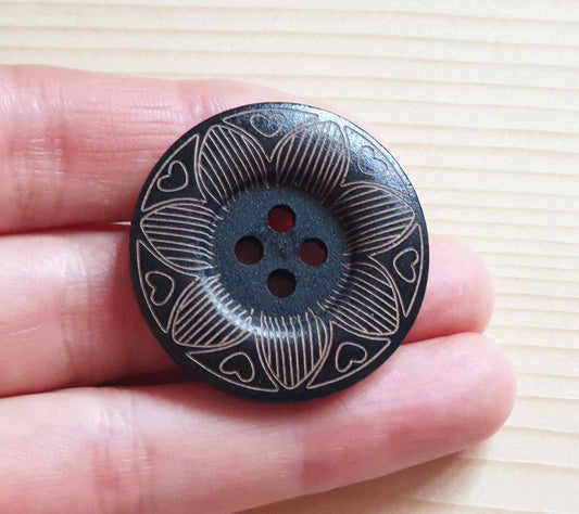 RETRO FLOWER BLACK / Black 4-Hole Wooden Buttons / 35-40mm (Set of 2)