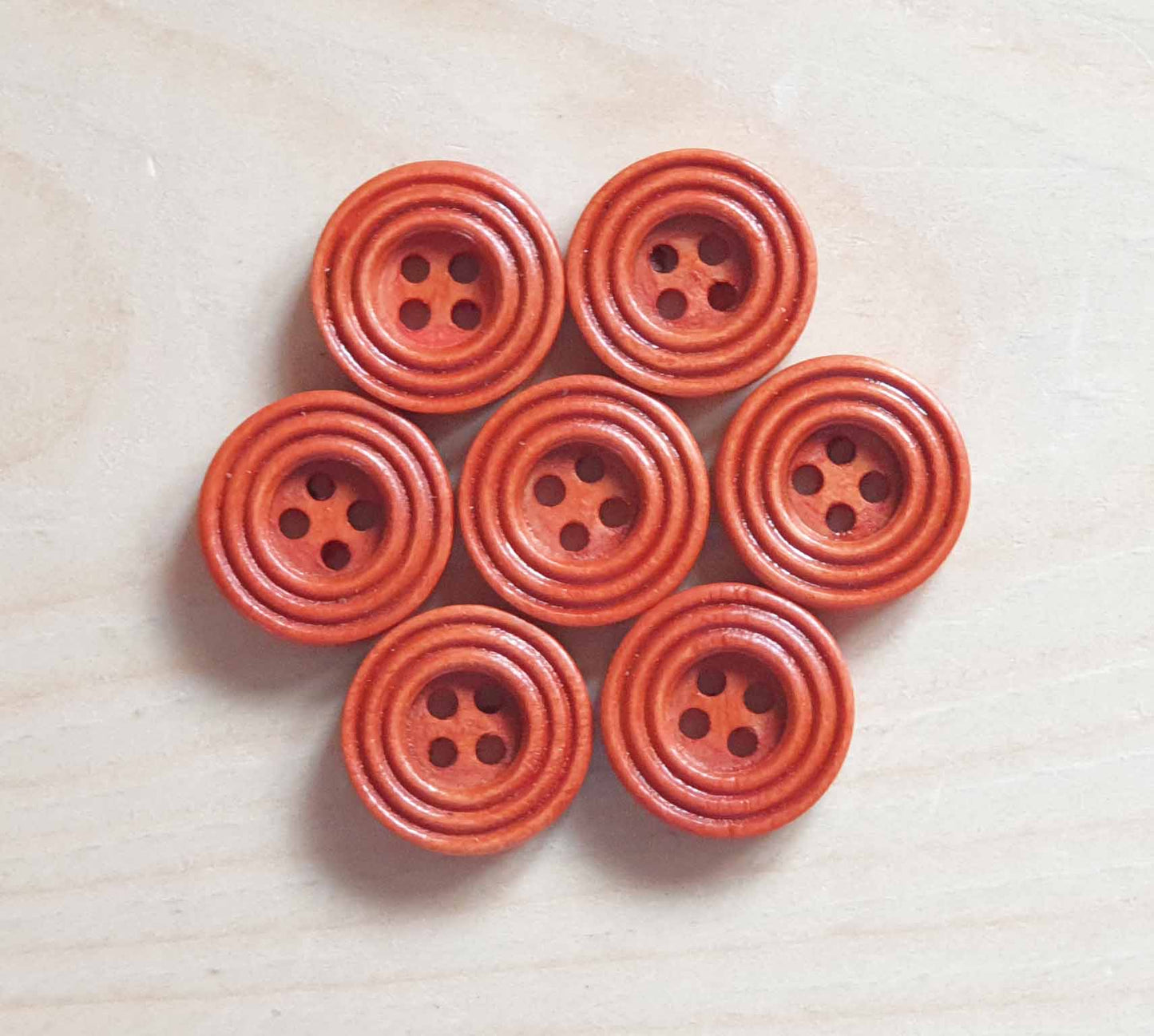 RIPPLE CINNAMON BROWN / 15mm - 8 buttons / Wooden Buttons / Sewing Buttons