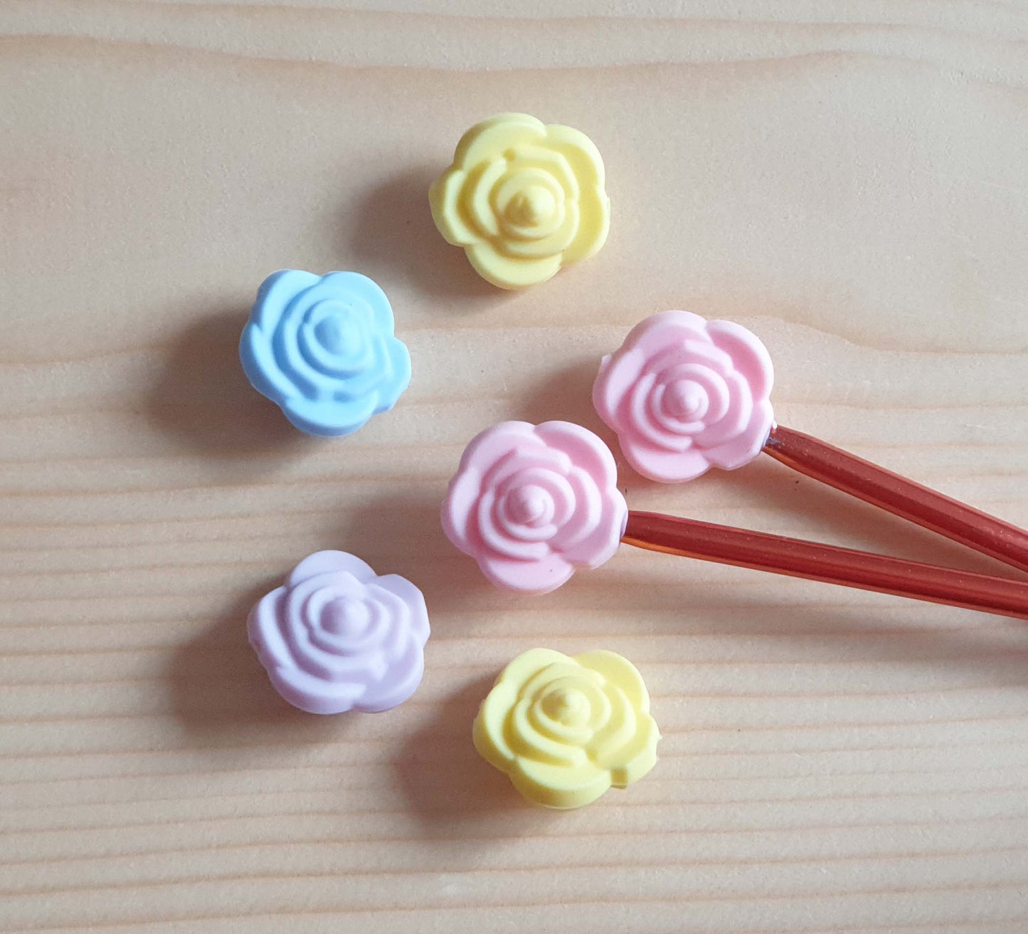 ROSE STITCH STOPPERS / Knitting Needle Stoppers / Point Protection / Notions