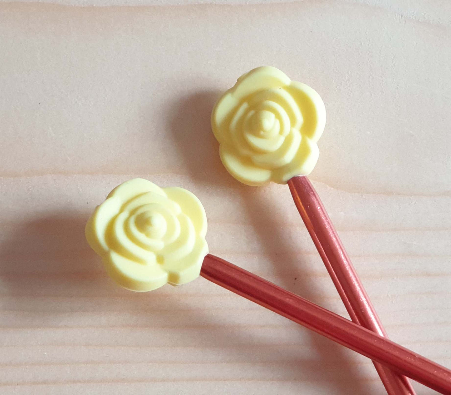 ROSE STITCH STOPPERS / Knitting Needle Stoppers / Point Protection / Notions