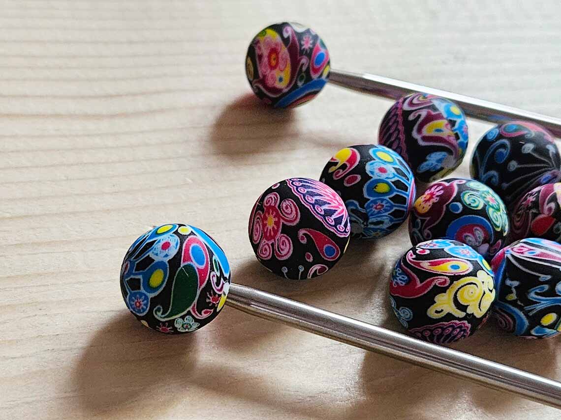 VIVID MANDALA STITCH STOPPERS / Knitting Needle Stoppers / Point Protection / Notions