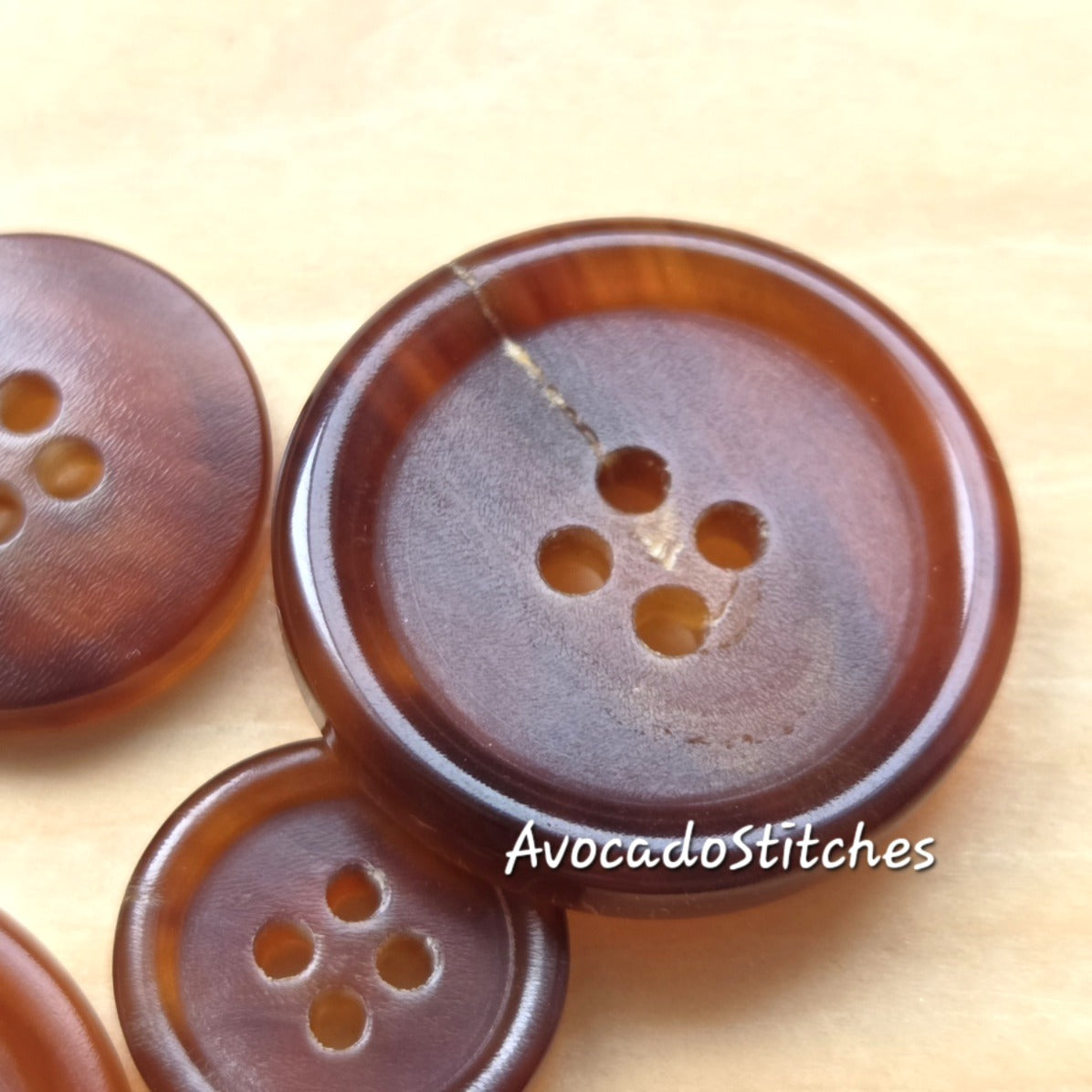 RUSTIC HORN 4-Hole Light Brown Buffalo Horn Buttons / 15-25mm / Set of 4 buttons / Real Horn Buttons / Natural Sewing Buttons
