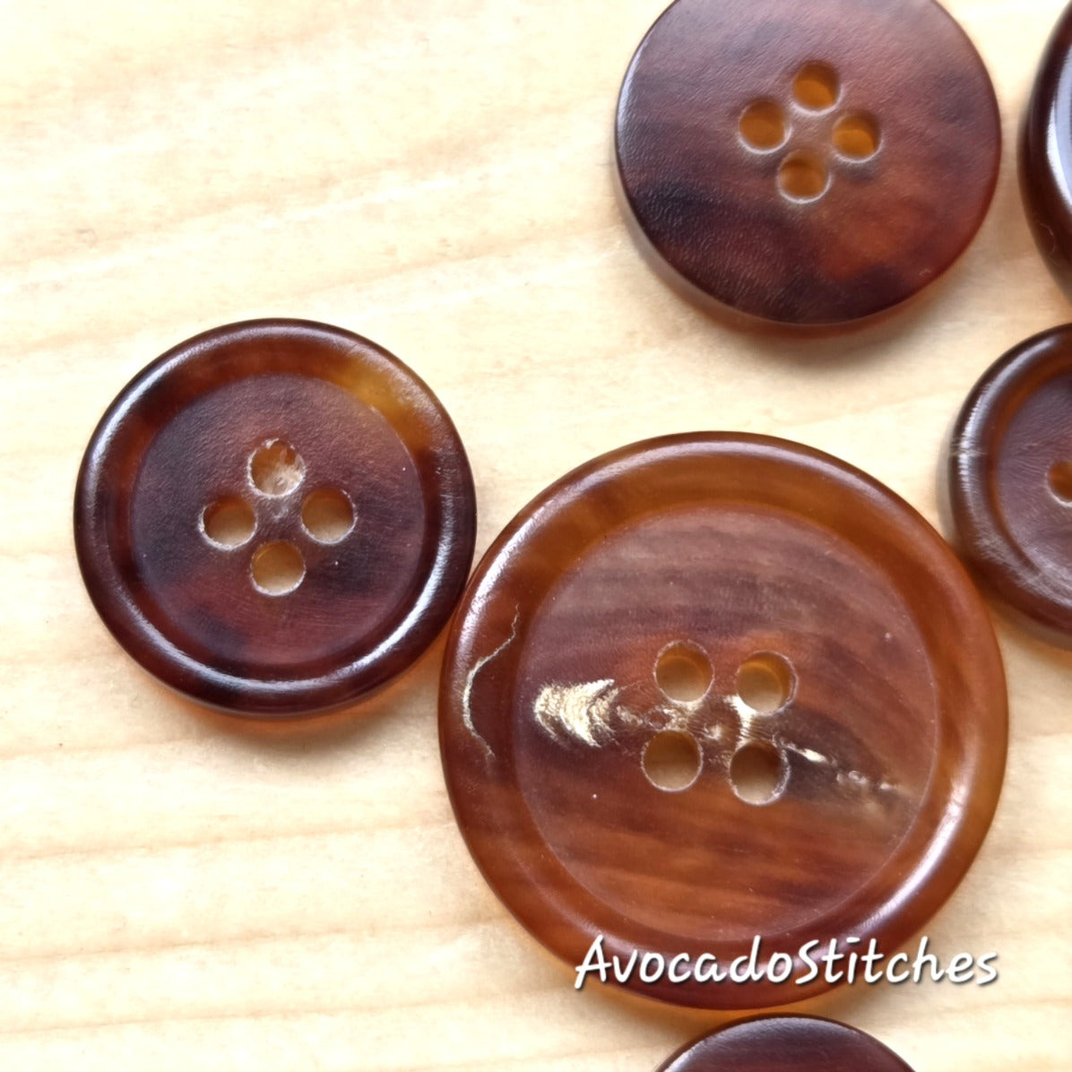 RUSTIC HORN 4-Hole Light Brown Buffalo Horn Buttons / 15-25mm / Set of 4 buttons / Real Horn Buttons / Natural Sewing Buttons