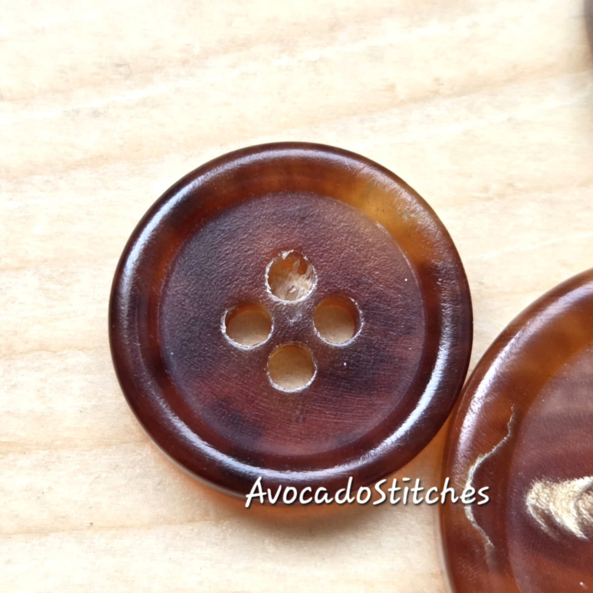 RUSTIC HORN 4-Hole Light Brown Buffalo Horn Buttons / 15-25mm / Set of 4 buttons / Real Horn Buttons / Natural Sewing Buttons