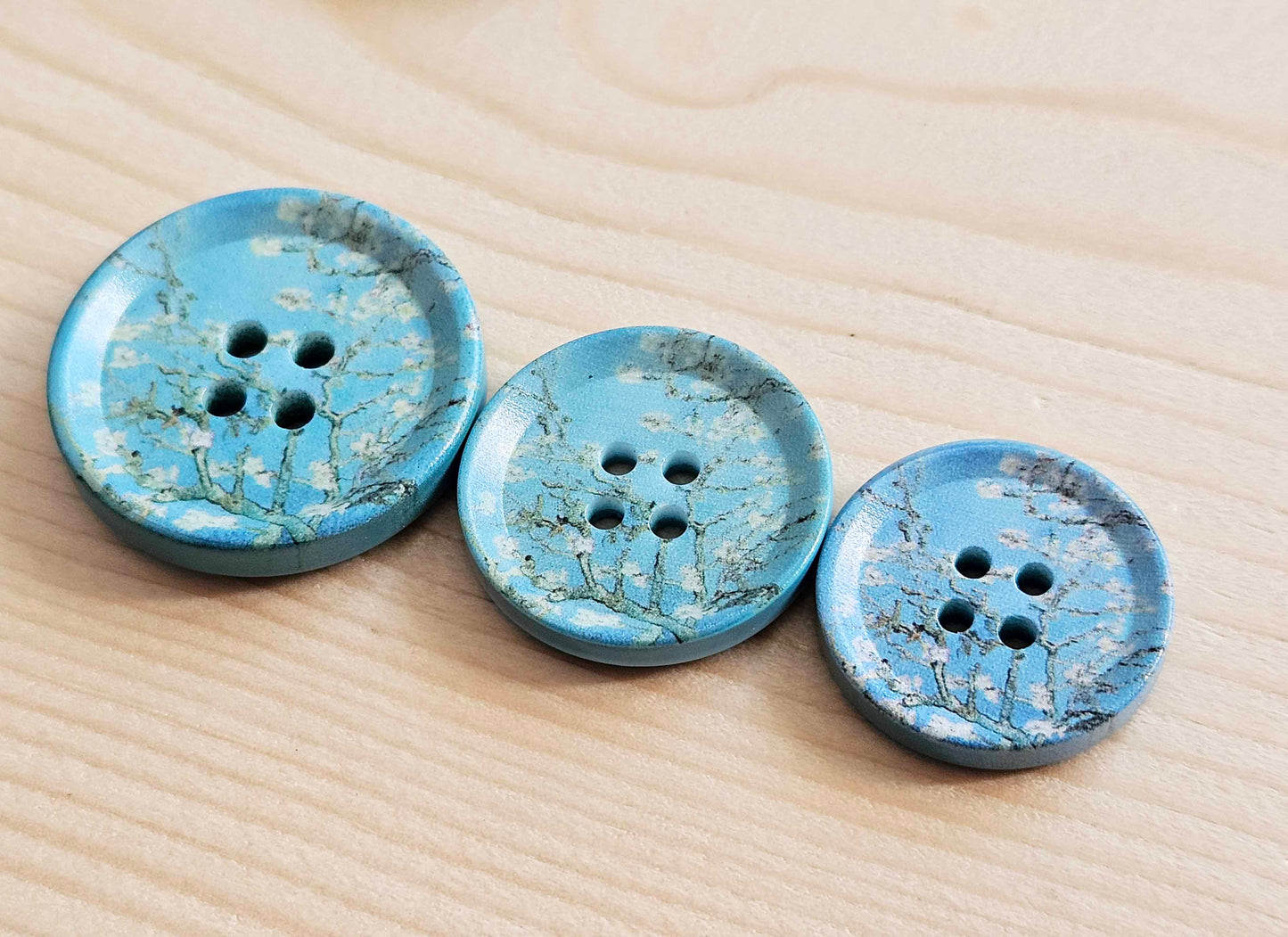 SAKURA / 22-30 mm / Resin Buttons / Sewing Buttons