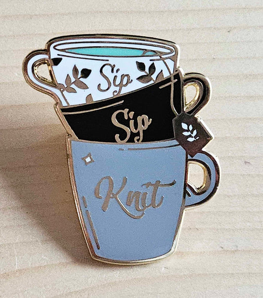 SIP SIP KNIT / Knitter Pin / Hobby Brooches