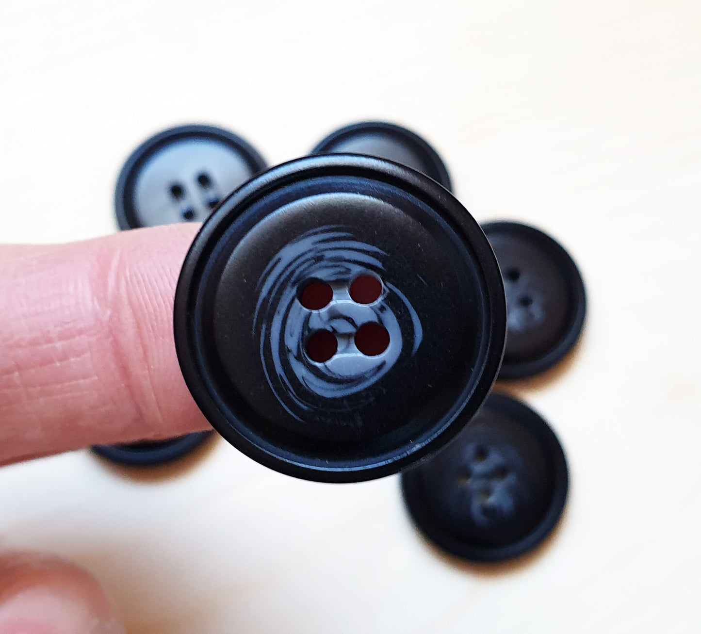 SMOKY / 15-25 mm / Resin Buttons / Sewing Buttons