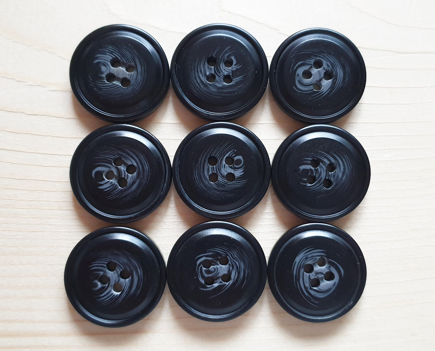 SMOKY / 15-25 mm / Resin Buttons / Sewing Buttons