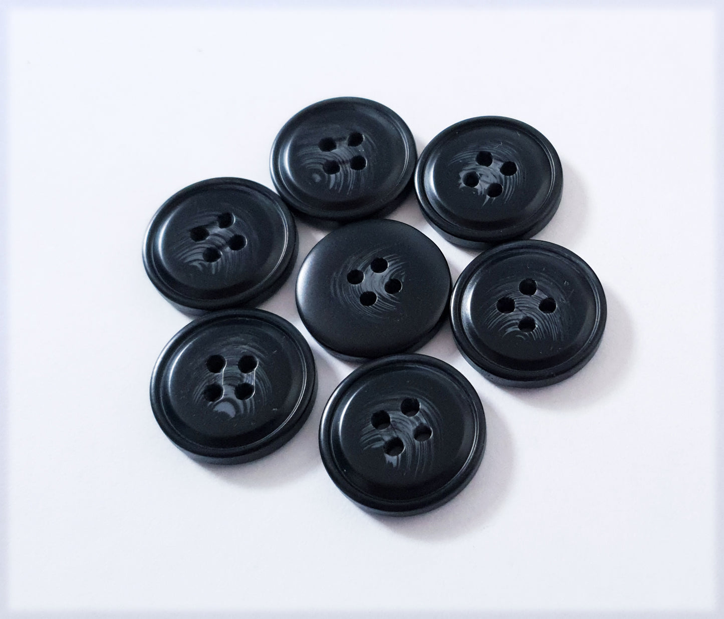 SMOKY / 15-25 mm / Resin Buttons / Sewing Buttons