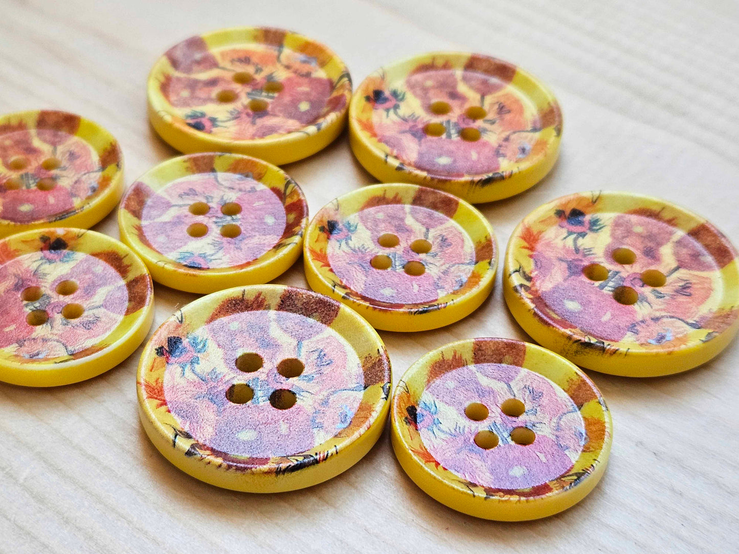 SUMMER BREEZE / 22-30 mm / Resin Buttons / Sewing Buttons