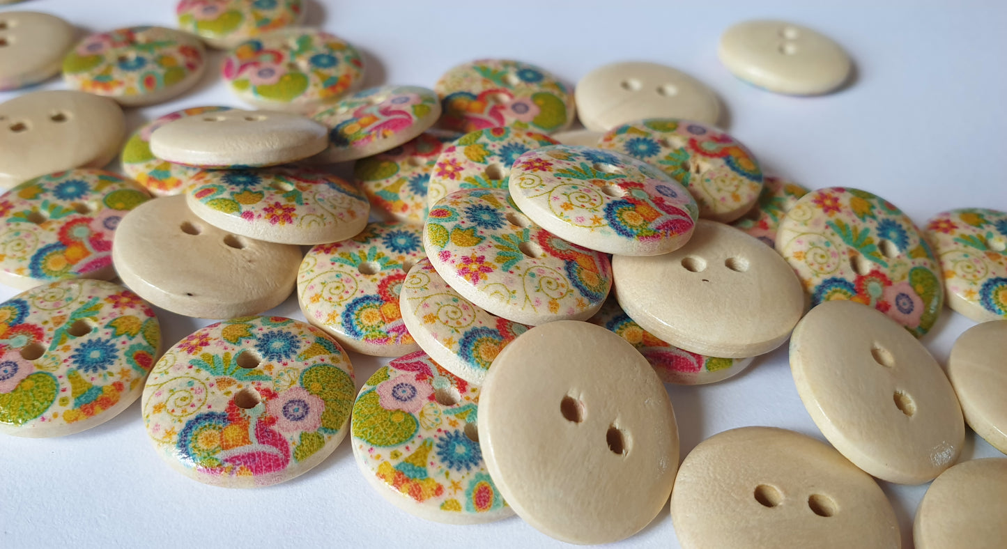 SPRING MEADOW / 18mm / Set of 6 buttons / Wooden Buttons / Sewing Buttons