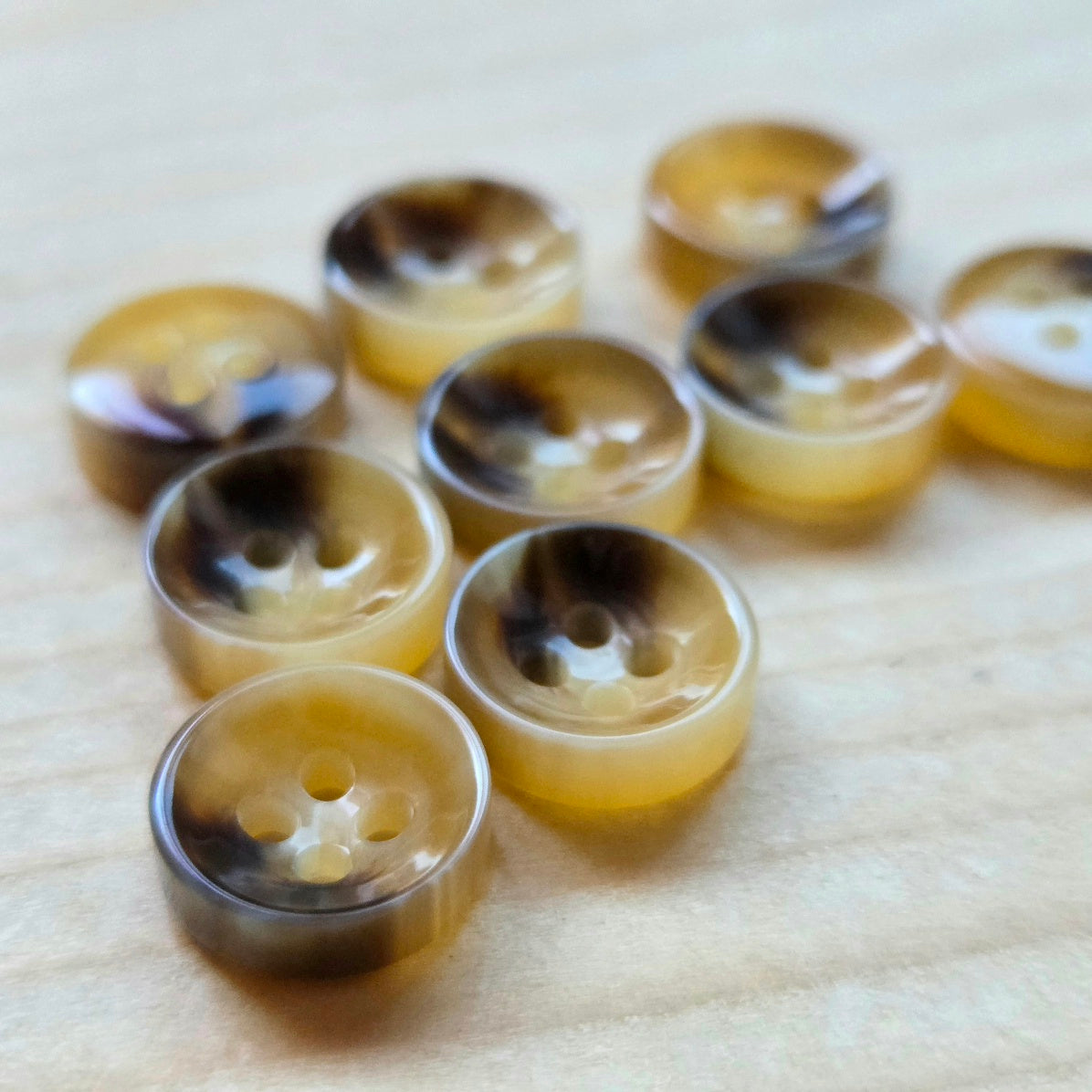 Sable Stripes / 4-Hole Resin Buttons / 9-11mm (Set of 10)