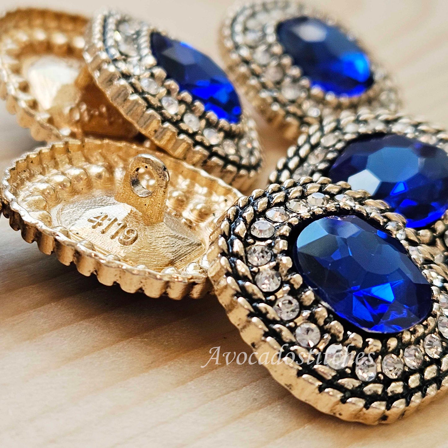 SAPPHIRE DUCHESS / Metal Alloy Shank Buttons with Rhinestone / 24*24mm / Set of 4 buttons / Sewing Buttons