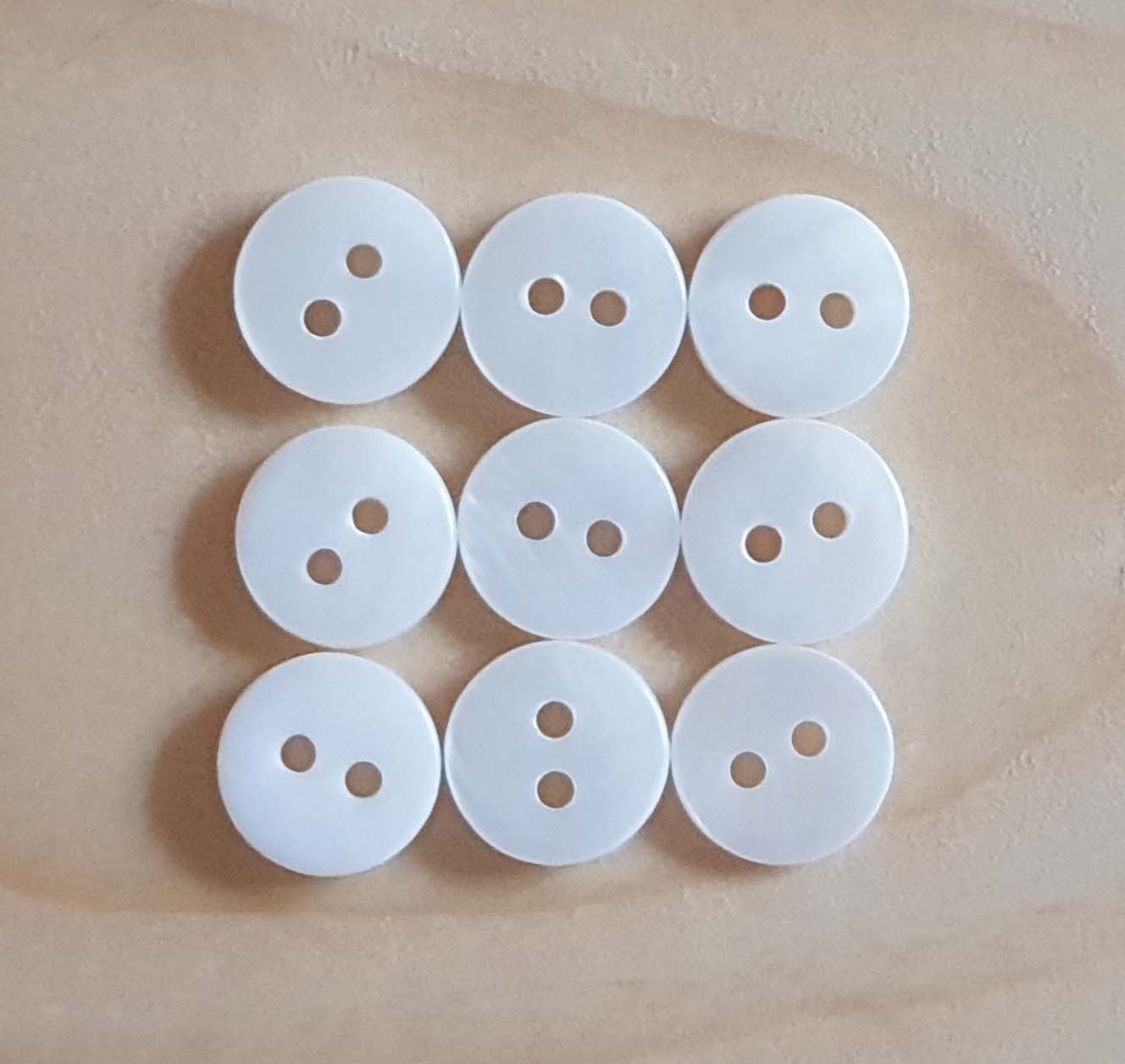 2-HOLE WHITE SEASHELL BUTTONS / 9-25mm / MOP Shell Buttons / Sewing Buttons