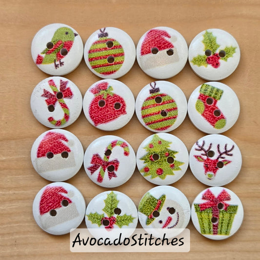 SEASON'S JOY / 15mm - 8 buttons / Wooden Buttons / Sewing Buttons