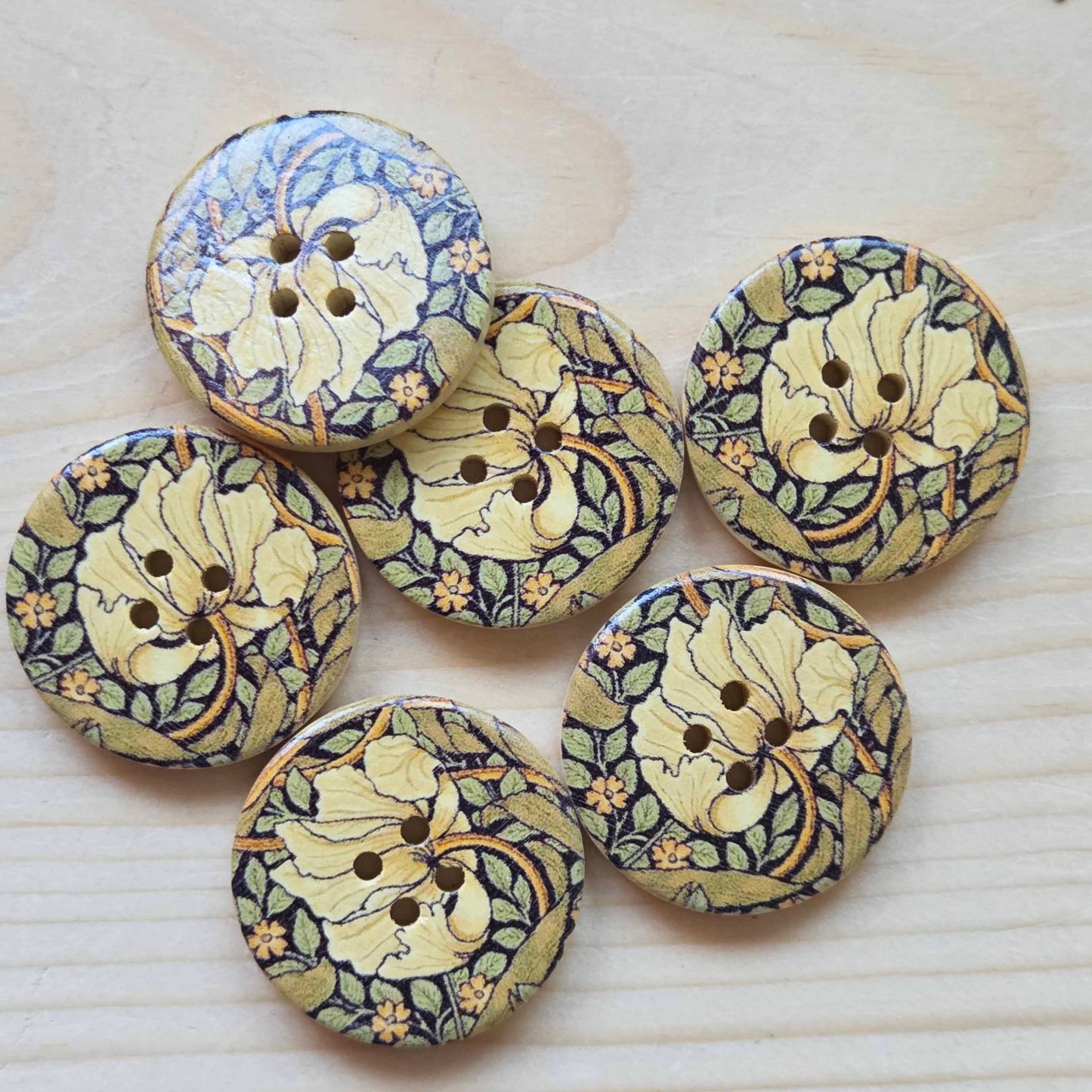 SERENE LOTUS / Wooden Buttons / 30mm (Set of 6)