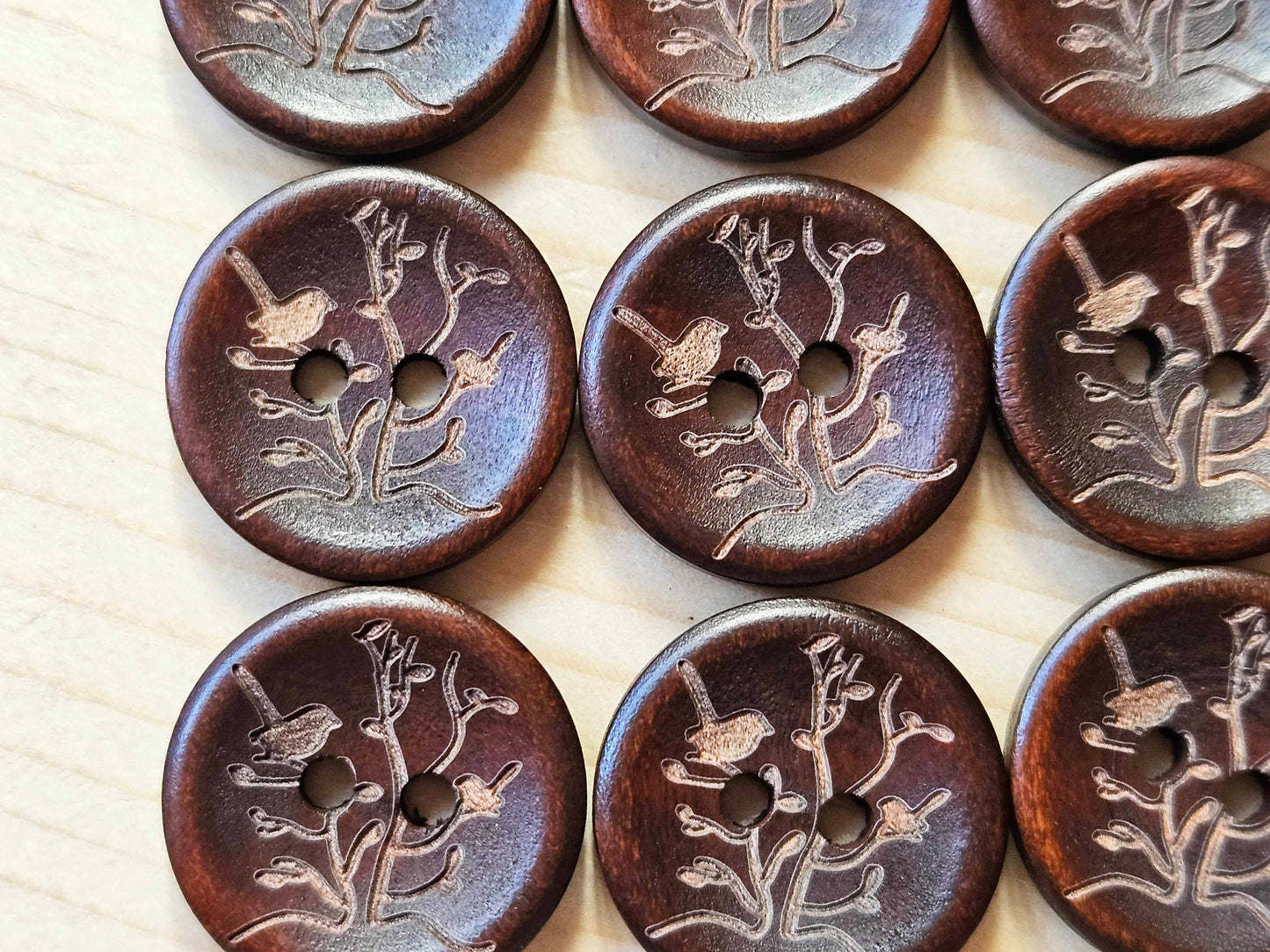 AvoDesigns SERENITY GARDEN UMBER BROWN / 20mm - 6 buttons / Wooden Buttons / Sewing Buttons