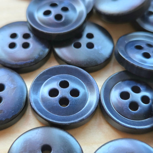 Shadow Blue / 4-Hole Resin Buttons / 15mm (Set of 6)
