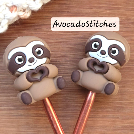 SLOTH'S LOVE Stitch Stoppers / 2 pieces / Knitting Needle Toppers / Point Protection / Notions
