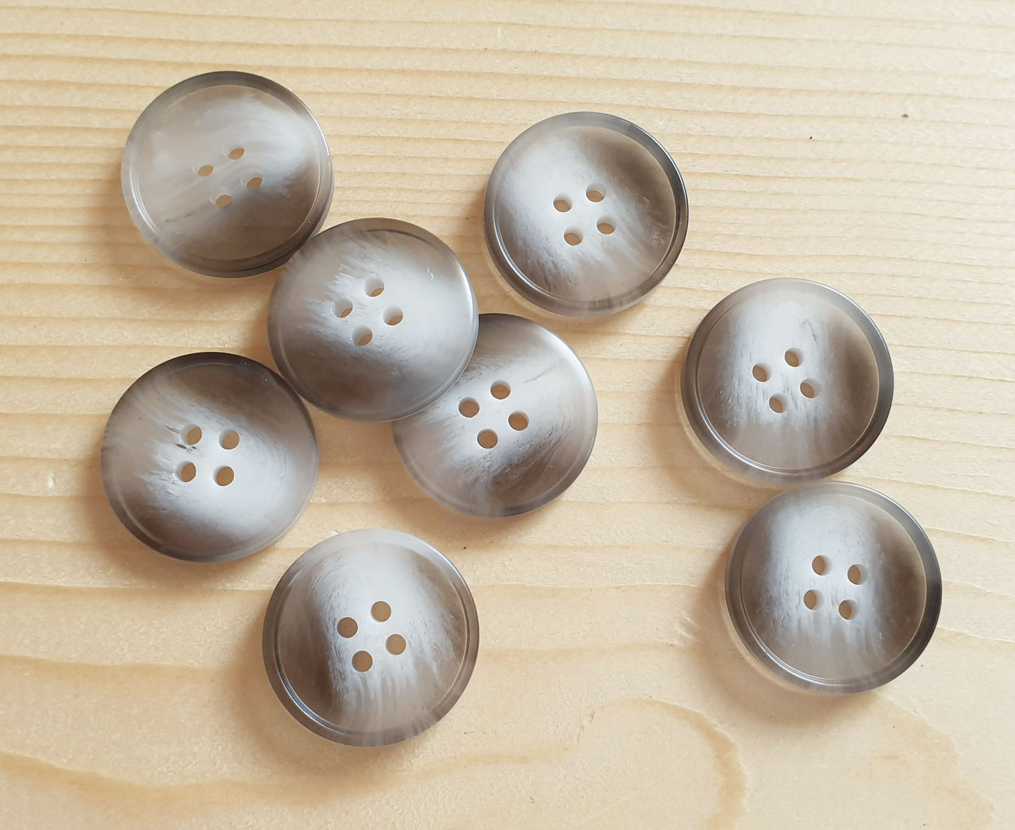 SNOWY ALPS / 18-28mm / Resin Buttons / Sewing Buttons