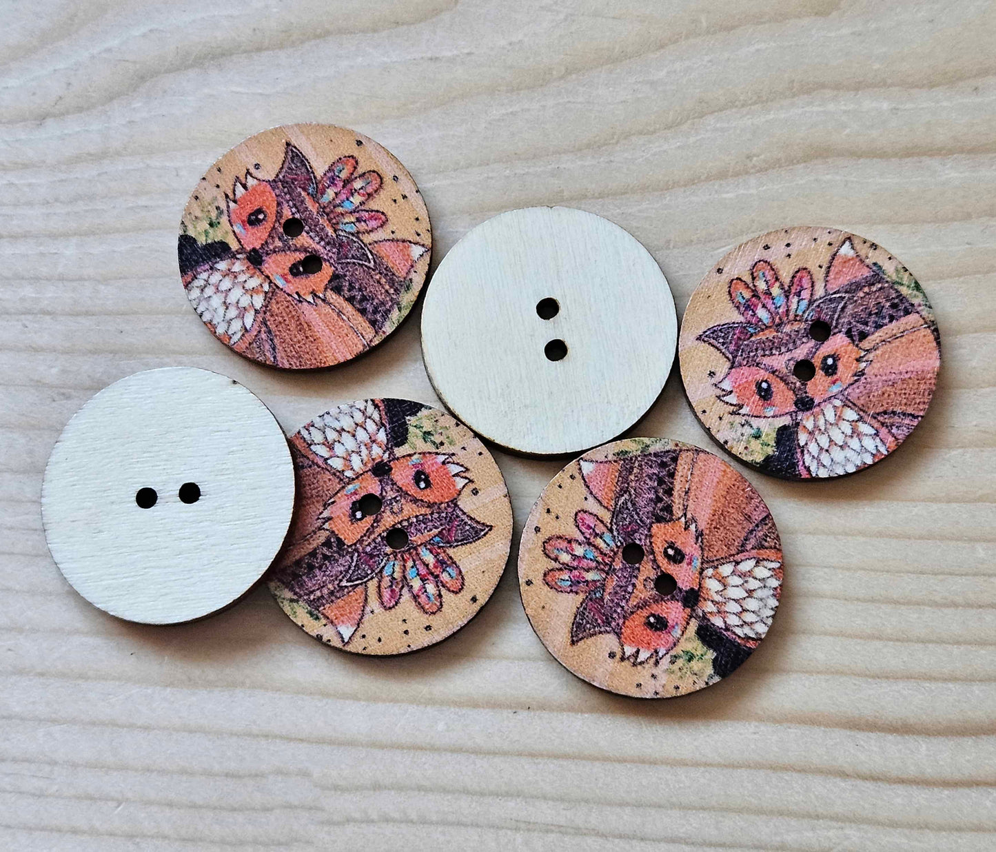 SQUIRREL KING / 25mm / Wooden Buttons / Sewing Buttons