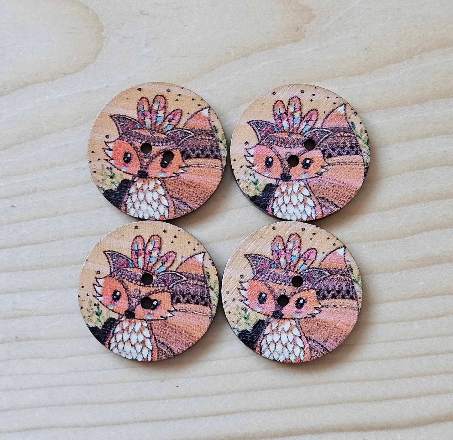 SQUIRREL KING / 25mm / Wooden Buttons / Sewing Buttons