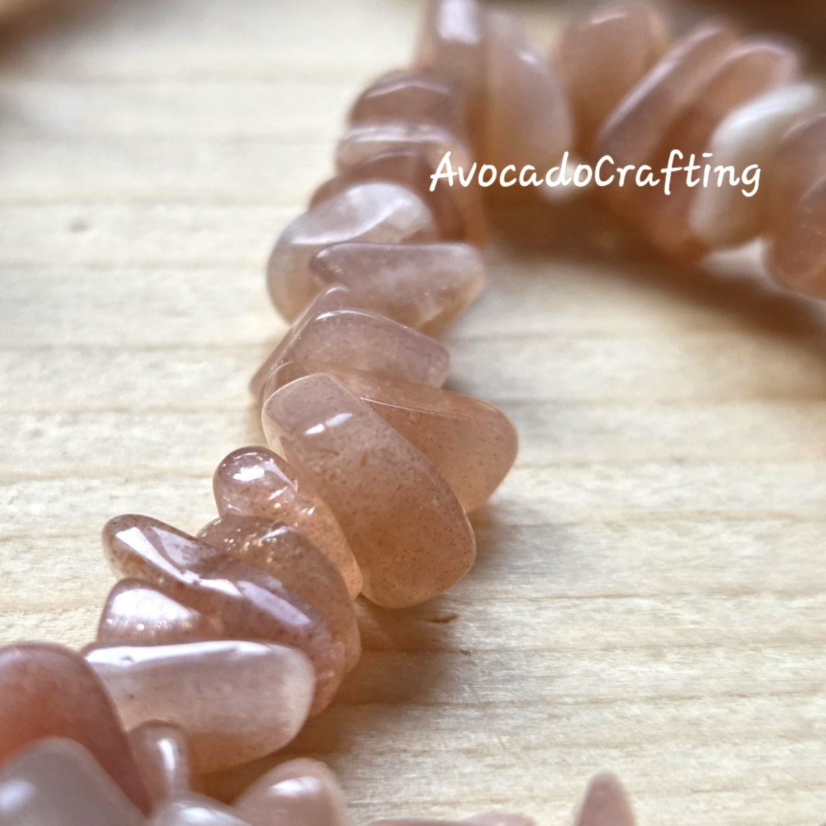 Natural Sunstone Chip Beads / Undyed Loose Beads / 5-8mm / 1 strand (31 inch) / Jewelry Making