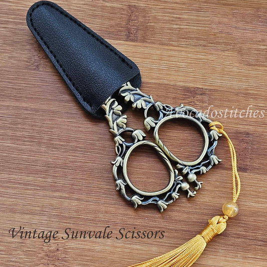 VINTAGE SUNVALE SCISSORS / Yarn Scissors / Knitting Crochet Sewing Crafting Notions Tools