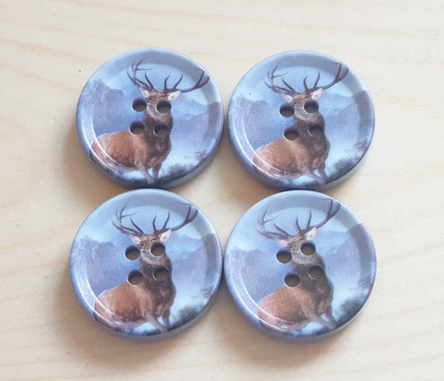 THE MOOSE / 30 mm / Resin Buttons / Sewing Buttons