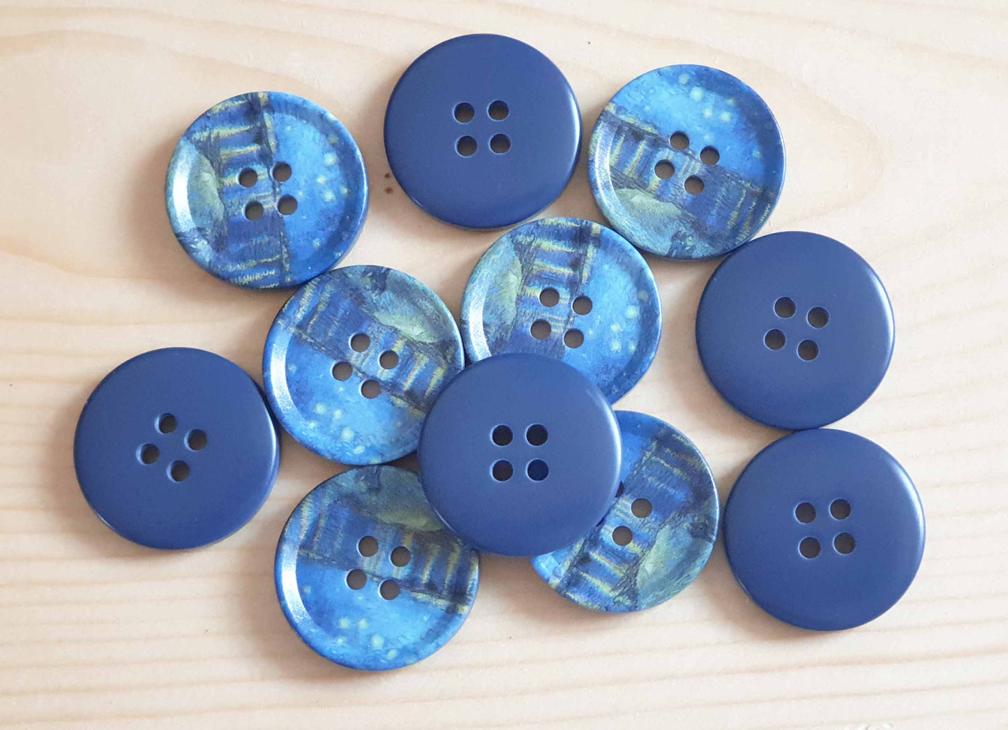 THE STARRY NIGHT  / 30 mm / Resin Buttons / Sewing Buttons