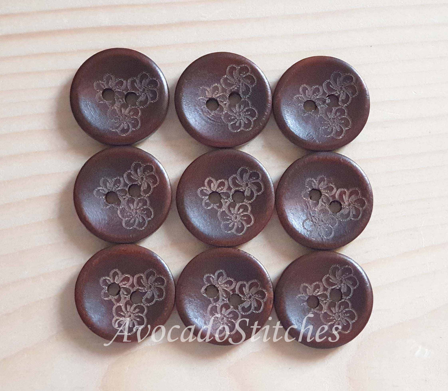 AvoDesigns THE THREE SISTERS / 20mm - 6 buttons / Wooden Buttons / Sewing Buttons