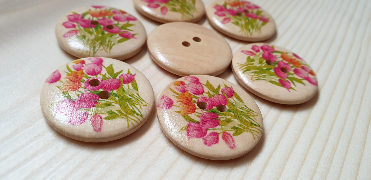 TULIP BOUQUET / 30mm / Set of 5 buttons / Wooden Buttons / Sewing Buttons