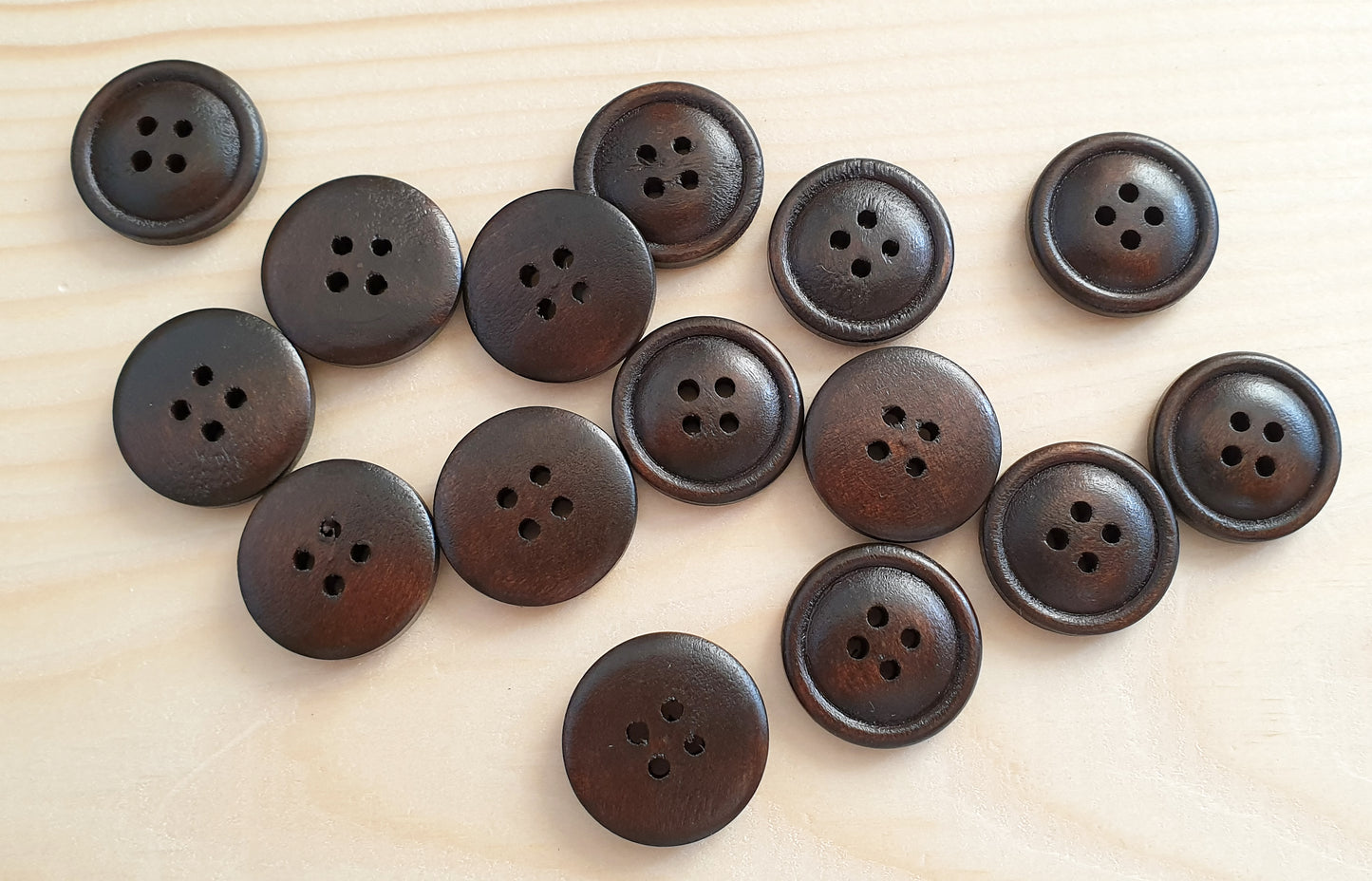 THIN EDGE BREAD Dark Brown / 20mm 25mm / Set of 4 buttons / Wooden Buttons / Sewing Buttons