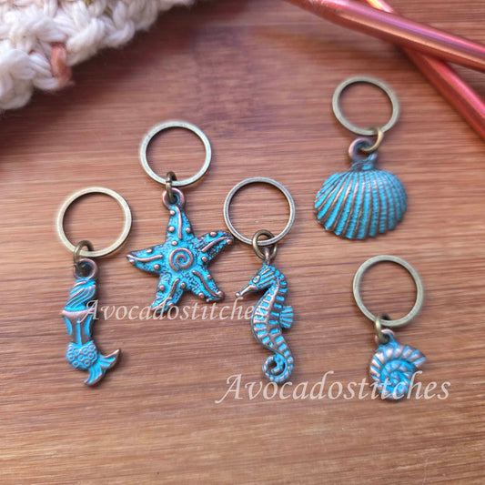TIDE TREASURES – 5 Pieces / Knitting Crochet Stitch Markers / Notions