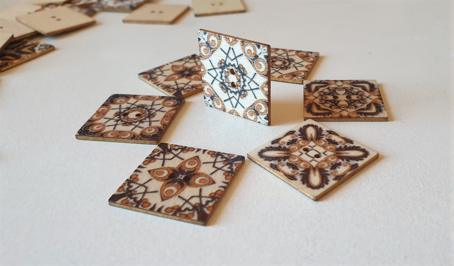 MANDALA TILE / 20-25mm / Wooden Buttons / Sewing Buttons