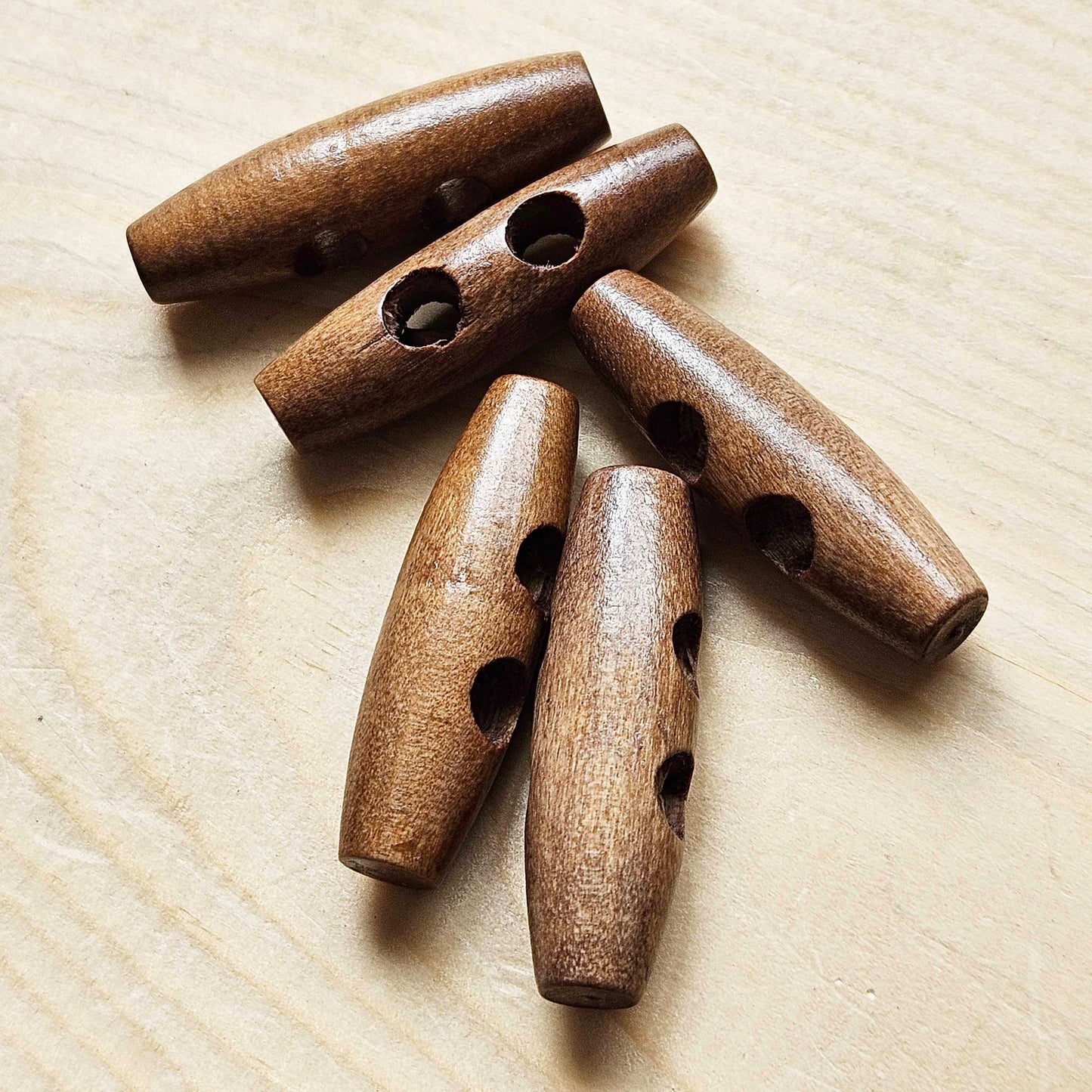 WOODEN TOGGLE Light Coffee / 40mm / Set of 6 buttons / Wooden Toggle Buttons / Sewing Buttons