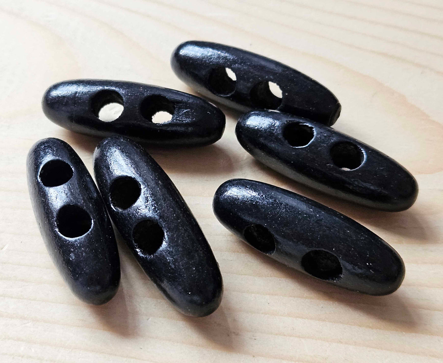 WOODEN TOGGLE BLACK / 35-40mm / Wooden Toggle Buttons / Sewing Buttons