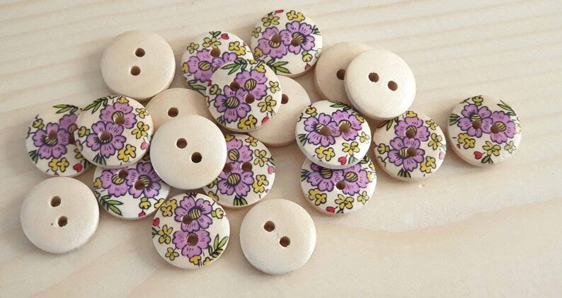 TWIN DAISIES / 15mm / Set of 8 buttons / Wooden Buttons / Sewing Buttons