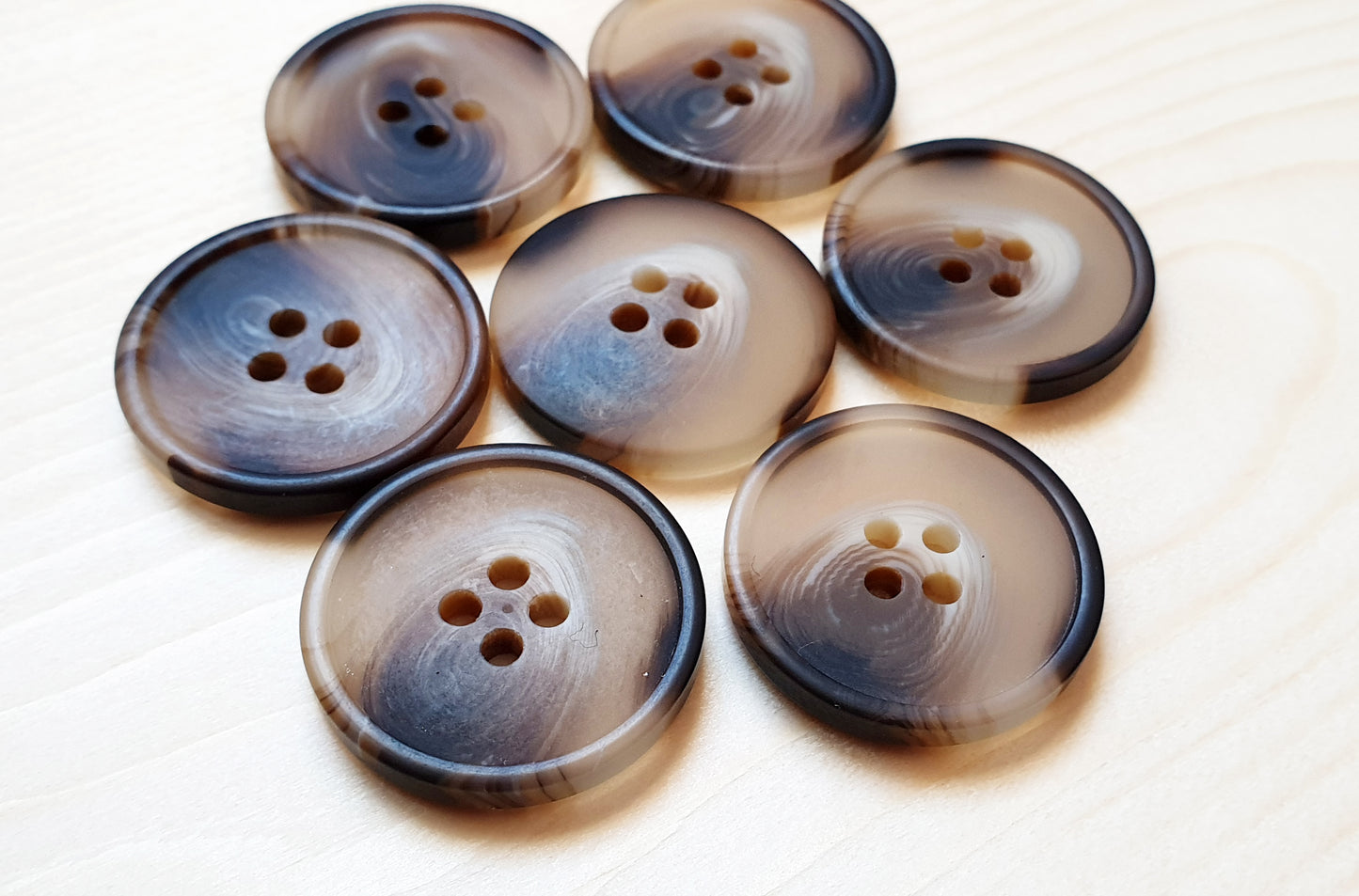 RESIN VINTAGE TORTOISE SHELL / 15-30mm / Resin Buttons / Sewing Buttons