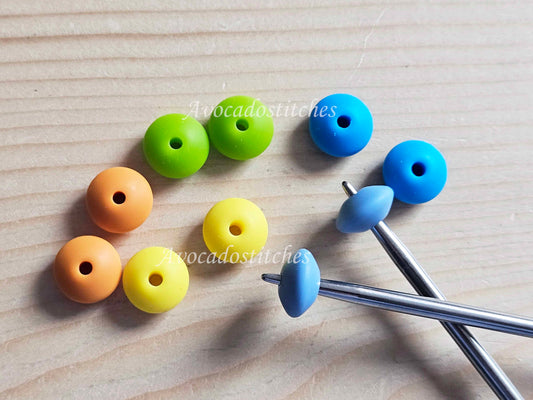 VIVID RAINBOW Stitch Stoppers / Set of 10 / Knitting Needle Stoppers / Point Protection / Notions