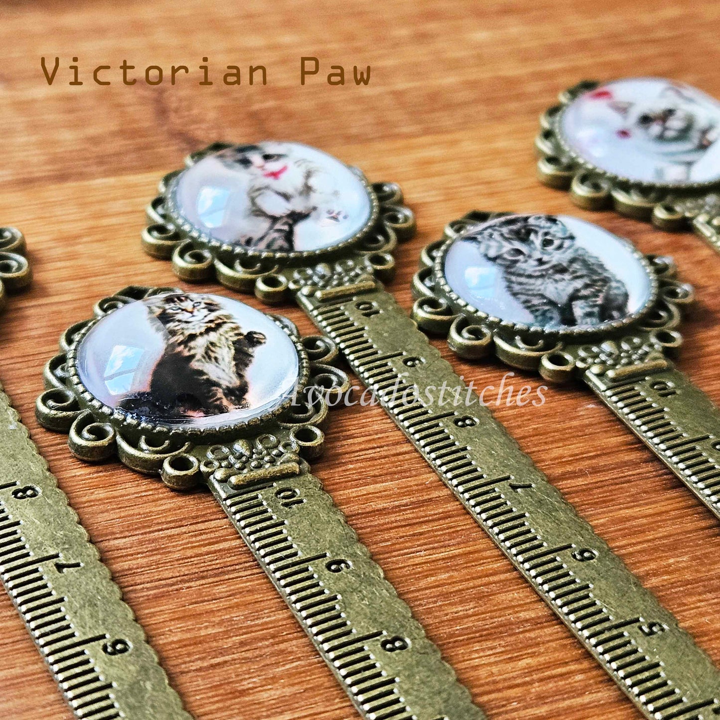 Clearance // VICTORIAN PAW – Antique Bronze Cat Yarn Ruler / Metal Bookmark / Knitting Crochet Sewing Needlework Notions Tools