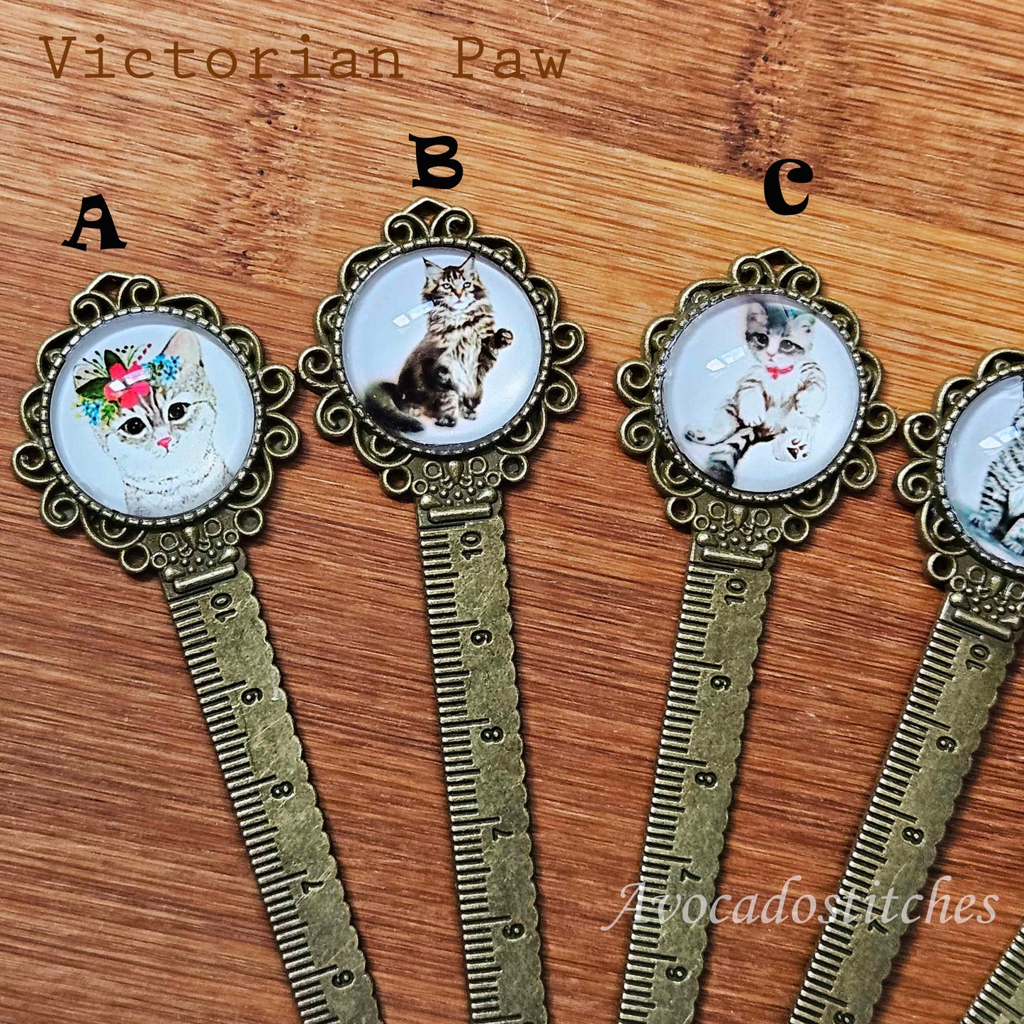 Clearance // VICTORIAN PAW – Antique Bronze Cat Yarn Ruler / Metal Bookmark / Knitting Crochet Sewing Needlework Notions Tools