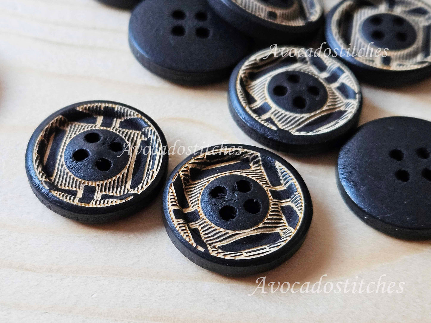 VINTAGE GREEK Golden Stripes / 20mm - 6 buttons / Wooden Buttons