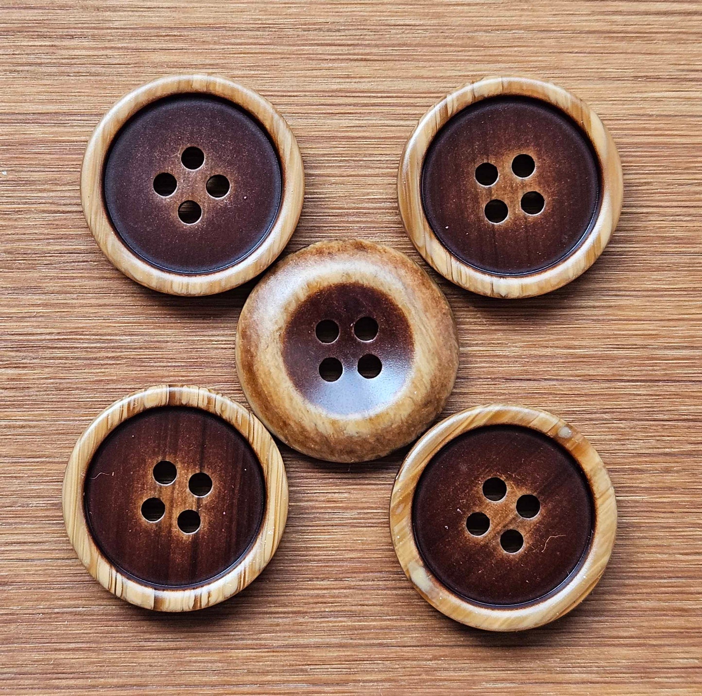 Clearance // VINTAGE IMITATION WOOD / Resin Buttons / 25mm (Set of 4)