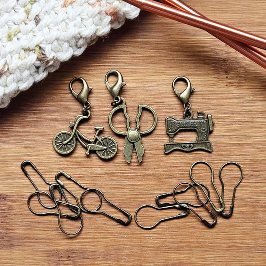 VINTAGE SEWING - 13 pieces / Knitting Crochet Stitch Markers / Notions