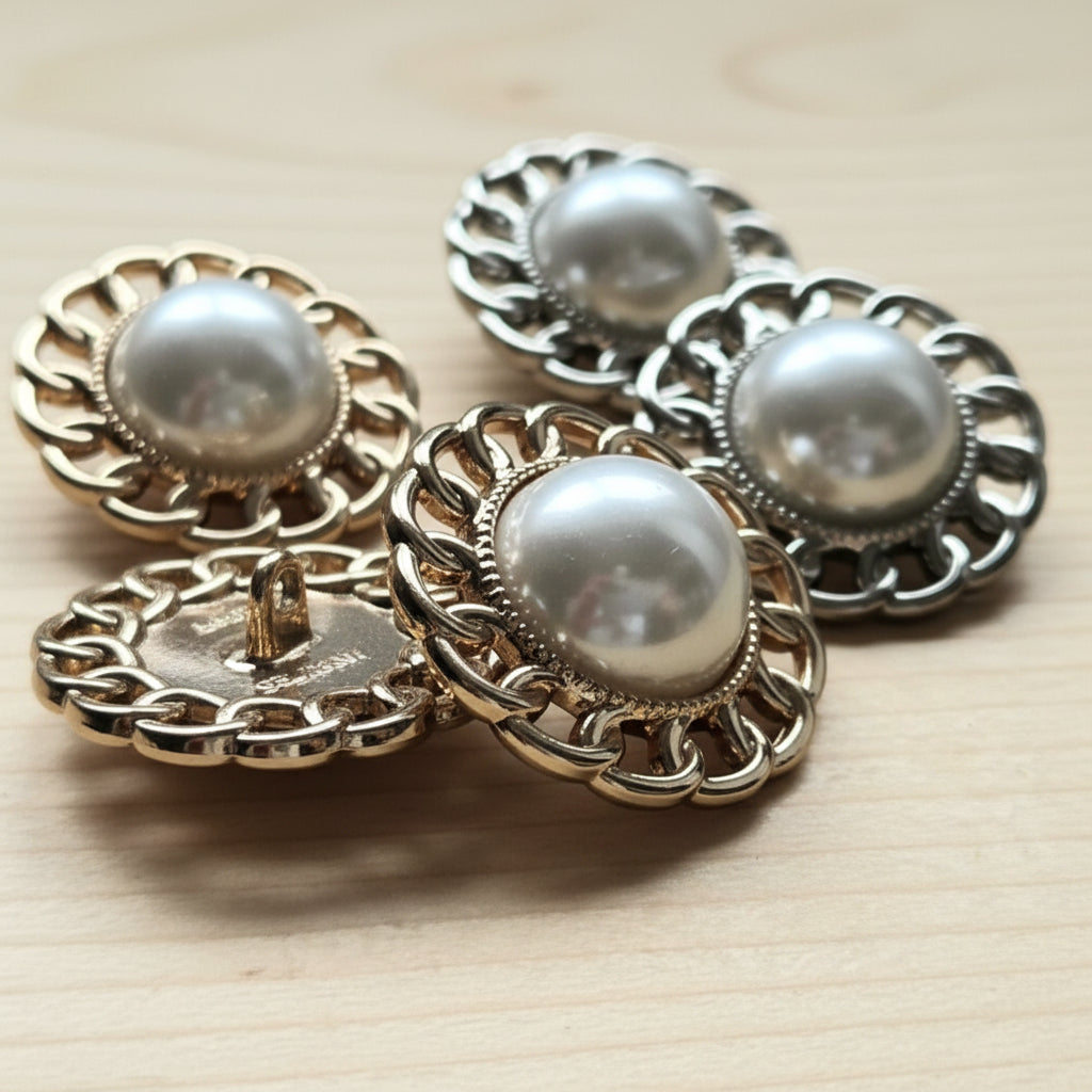 VINTAGE WHITE PEARL SHANK / Metal Shank Buttons with Imitation Pearls / 25mm (Set of 4)