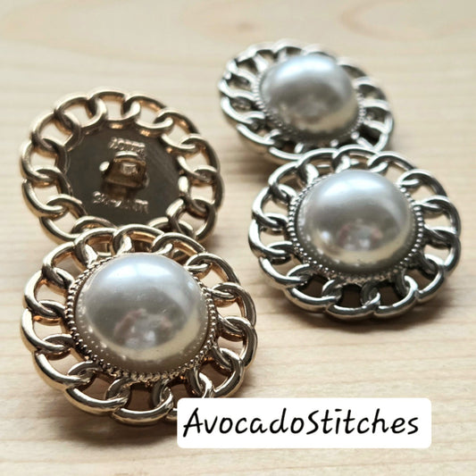 VINTAGE WHITE PEARL Shank / 25mm - 4 buttons / Metal Alloy Imitation Pearl Shank Buttons / Sewing Buttons